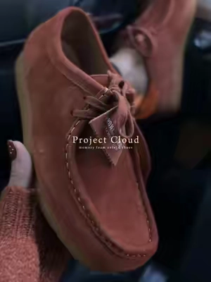@Project Cloud Oxford shoes for fall. Genuine suede, nonslip, AND  memory foam. 👏🏼 This is the color whiskey. So many super cute colors to pick from. The perfect shoes for fall🤎🍂 #oxfordshoes #fall #fallshoes #projectcloud #comfyshoes
