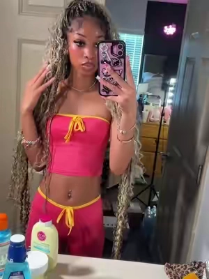 #aylecia 