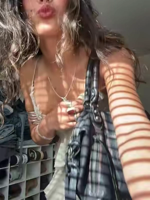 ^^