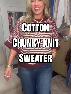 That sleeve length!!! And it’s cotton! @Imily Bela US #sweater #chunkyknit #falltops #worktops #cottontops 