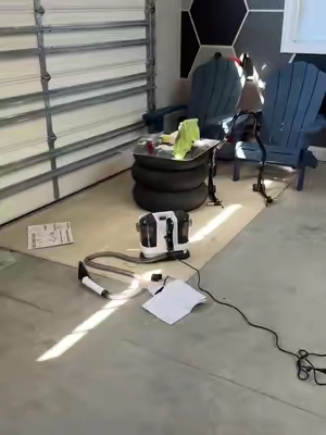 Water Vacuum stain cleaner for the win! ##staincleaner##stain##rug##carpetcleaning##vacuumcleaner 