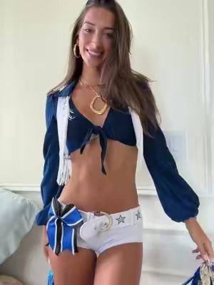 i’ve been wanting this costume for SO LONG