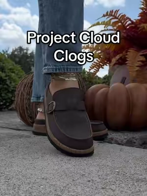 Project cloud clogs are a must have for fall! #projectcloud #projectcloudclogs #womensclogs #fallclogs #tiktokshopcreatorpicks 