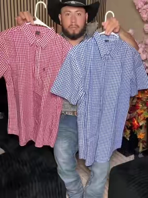 La camisa sola se veía normal… hasta que armé el outfit 🤠🔥 #T#TikTokShopM#ModaHombreO#OutfitVaqueroC#CamisasParaHombreEstiloVaquero 