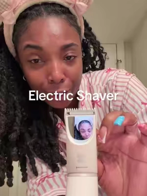 No more being scared to shave 😩🙌🏾 #shaver #bikinitrimmer #electricshaver #ladyspot #electricshaverforwomen 