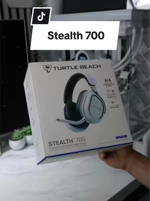 The ultimate multi purpose headphones that can connect to multiple devices- The Turtle Beach Stealth 700 #headphones #headset #turtlebeach #wireless #stealth700 