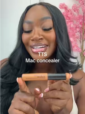 Still my fav concealer till this day 🔥🔥 #macconcealer 