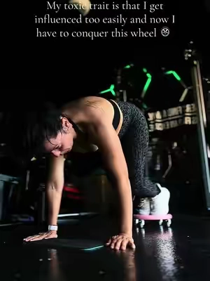 #Fitness #ab #coreworkout #abroller #MomsofTikTok 