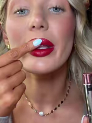 Cosmo Crush💋💄 @Timephoria US Store #timephoria #redlips #lipstain #tiktokshopcosmetics #ttsbeautybesties 