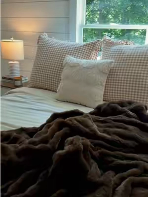 it’s giving cozy PB fall without the pricetag✨🍂this set of 2 pillow covers is so soft and goes with anything! #falldecor #cozyhome #fallaesthetic #pillows #homedecor 