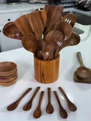 Learn from my mistakes 🥲 No more plastic utensils! #ZulayKitchen #PlasticFree #KitchenUtensils #KitchenHacks #KitchenWare  