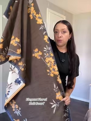 Chal con diseño elegante que se puede usar de ambos lados  #chal 