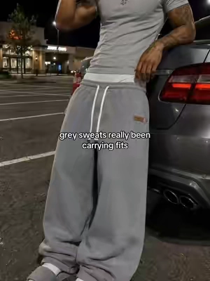 easy pair every time #sweatpants #baggypants #widelegpants #fyp #streetwear 