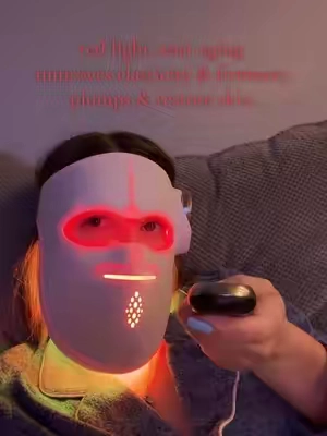 We are loving light therapy honey #lightmask #redlightmask #redlighttherapy #skincare #skin @Dreame Care Pro 
