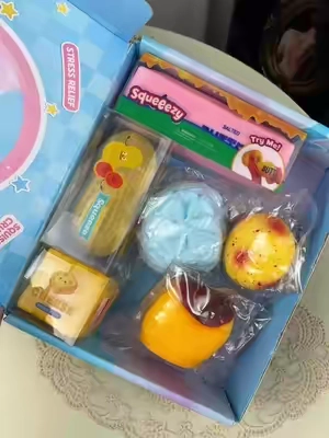 ENJOY THE ULTIMATE SATISFYING CRUNCH OF THIS SQUEEZABLE STRESS TOY SET 💛✨ #SQUISHYASMR#SQUISHTOK#SQUISHY#AMSRSOUNDS#CRUNCHY