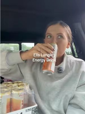 @Ella Langley 😳🍑  #ellalangley #ellafella #bumenergy #energydrink #ellalangleymusic @BUMEnergyFuel 