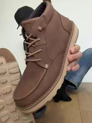 If your in between sizes go with a half size down, otherwise they’re true to size #heydudeboots #heydudeflintboot #heydudeshoes #flintclassic #tiktokshopcreatorpicks  