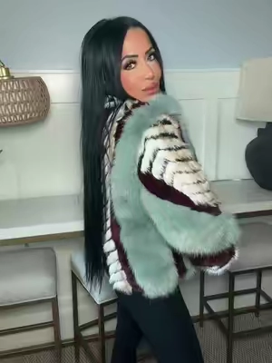 Cold weather outfits just got way better 🤎❄️ #AKIRA #FauxFurJacket #FallJacket #WinterJacket #WomensOuterwear 