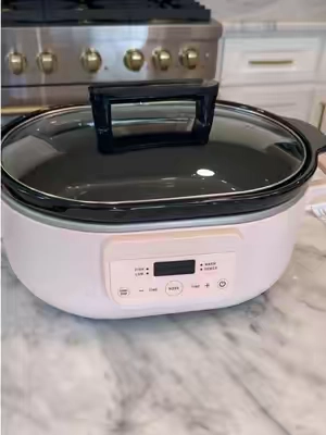 Pink Slowcooker! #slowcooker #magnifique #kitchengadgets #ricecooker 