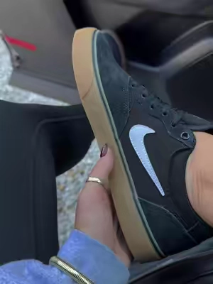 @Tillys #nike #nikesb #sneakers #fallshoes #shoes 