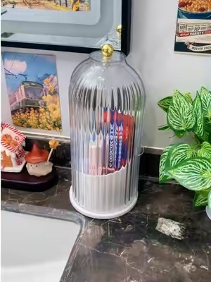 Rotating transparent makeup brush organizer with lid, also can be used to store toothbrushes.#makeup #TikTokshopbacktoschool #sohochic#brushholder #bathroomorganization