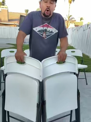#chairs #fypシ゚viral #viraltiktok #viralviddeo #fyp 