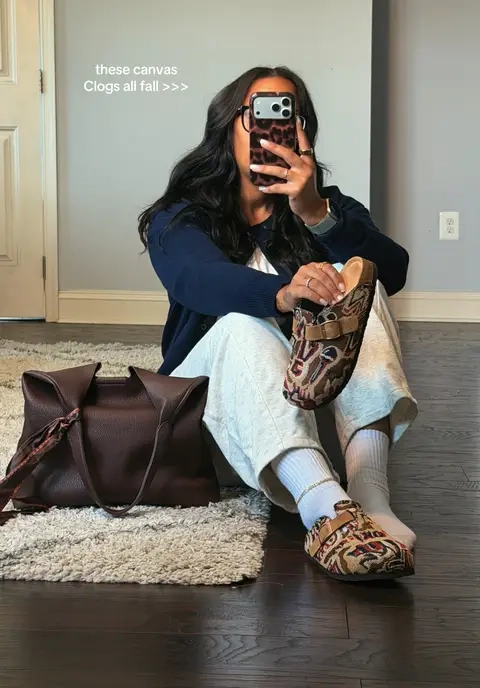 #clogs #canvasclogs #fallshoes #fall2026 #tiktokshopcreatorpicks 