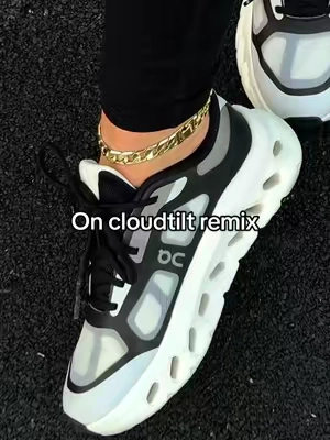 on cloudtilt remix literally like walking on clouds @Evans Sneakers #on #oncloud #oncloudtilt #sneakers #comfortableshoes 