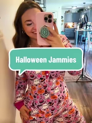 #halloweenpjs #halloween #pajamaset #halloweengirl #halloweenlover 