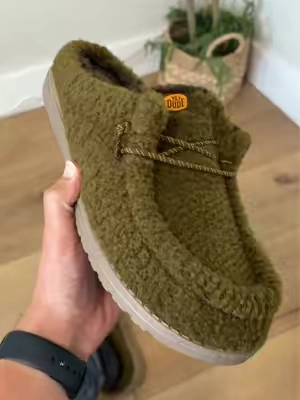 #heydudeslippers #slippers #HEYDUDENewArrivalsCampaign #HEYDUDE #tiktokshopcreatorpicks   