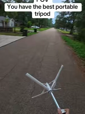 I use this tripod in the gym outdoors at my house on the go literally everywhere #tripodstand #contentcreationtools #tiktokshop #ttshome #contentideas 