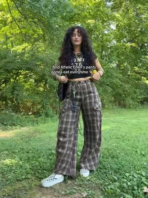I’m 5’3 & 133 wearing an XS