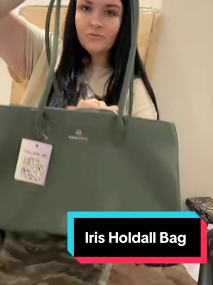 #purse #tote #irisarmy #irisandrainbow #irisholdallbag @IRIS & RAINBOW 