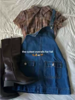 this outfit and a pumpkin patch date 🥰 #edikted #overalls #falloutfits #fallaesthetic 