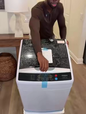 Look no further it’s a AFFORDABLE FULL SIZE washer & dryer combo. #washingmachine #dryer #washerdryercombo #TikTokshopbacktoschool 
