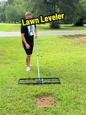 VEVOR lawn leveling rake for spreading soil, sand, and topdressing across your yard. #vevorsuperbrandday #tiktokshopsummersale #summerfinds #TikTokshopbacktoschool #LawnLevelingRake 