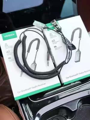 the best way to add bluetooth to your car if it doesn't have it. #auxtobluetooth #aux #auxcord #bluetooth #carhacks