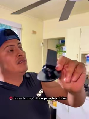 ¡Tu celular también necesita entrenar contigo! 😂🏋️‍♂️📱#tiktokshopmademebuyit #GymTok #gym #gadgets #viralproducts 