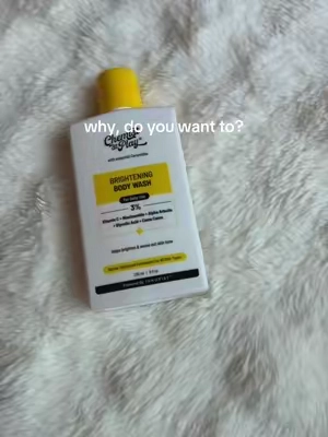 i would never bl3ach my dark inner thighs either 🙂 @Chemist at Play  #darkinnerthigh #darkbikiniarea #skinbrighteningsoap #hyperpigmentation #tiktokshopcreatorpicks 