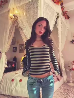this top screams fall 