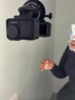 Content creators, stop making filming harder than it has to be 😭🎥 This setup just made creating content 10x easier for me. And that SUCTION?! Baby, it’s STUCK 😂🛒 #dji #djiaction4 #suctionmount #djiminimic #quality 