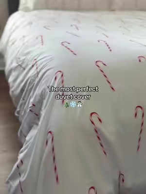 No need to get a new Christmas comforter when these beautiful duvet covers work! @CGK Linens #duvetcover #christmasduvet #bedding #cgkchristmas #cgkcreatorkp 
