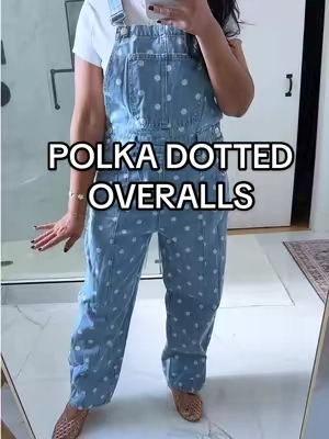 Polka dotted overalls 🔥 #overalls #jumpsuit #denimoveralls #falloutfit #TikTokshopbacktoschool @Cicy Bell shop 
