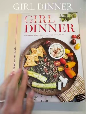 A cookbooo for the girlies who like to snack ☺️ #girldinner #cookbook #giftideasforher #lazymeals #recipes 