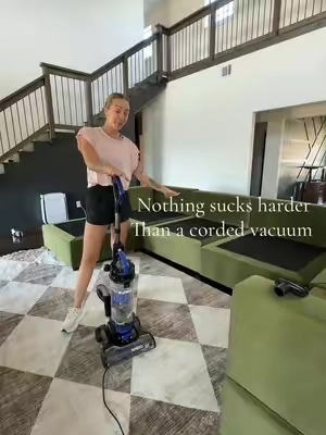 Seriously cleaning my house so good! 