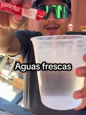 These aguas frescas are so good especially when ice cold perfect to beat this hot summer #fyp #aguasfrescas #icecold #colddrinks #summe 