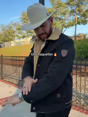 Esta es la buena🔥🍂🍁 #hombres #chamarraparahombre #estilovaquero #outfitparahombre #outfitparafiesta 