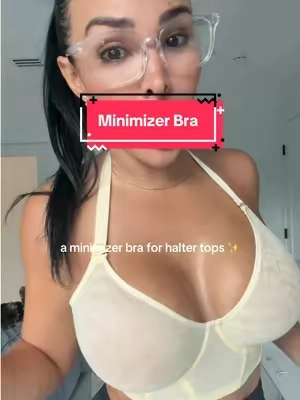 This minimizer bra can be wear with halter tops #minimizerbra #halterbra #hsia #sohochic #tiktokshopstockup 