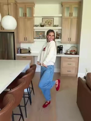 THE RED IS PERFECT ❤️ true to size 