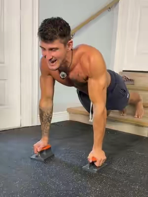 Less wrist pain and better chest results with these handles 🔥💪
